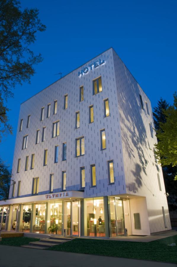 Hotel Olympia โกปชิฟนิตเซ ภายนอก รูปภาพ